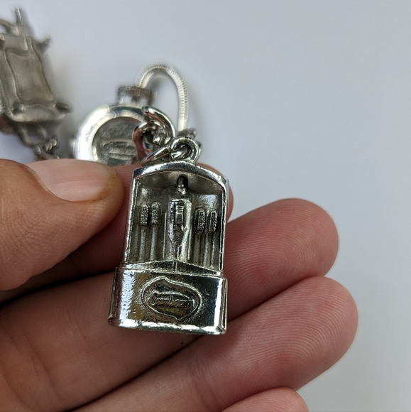 SUPER RARE SUNBEAM SILVER TONE CHARM BRACELET (HEAVY) - Picture 5 of 8